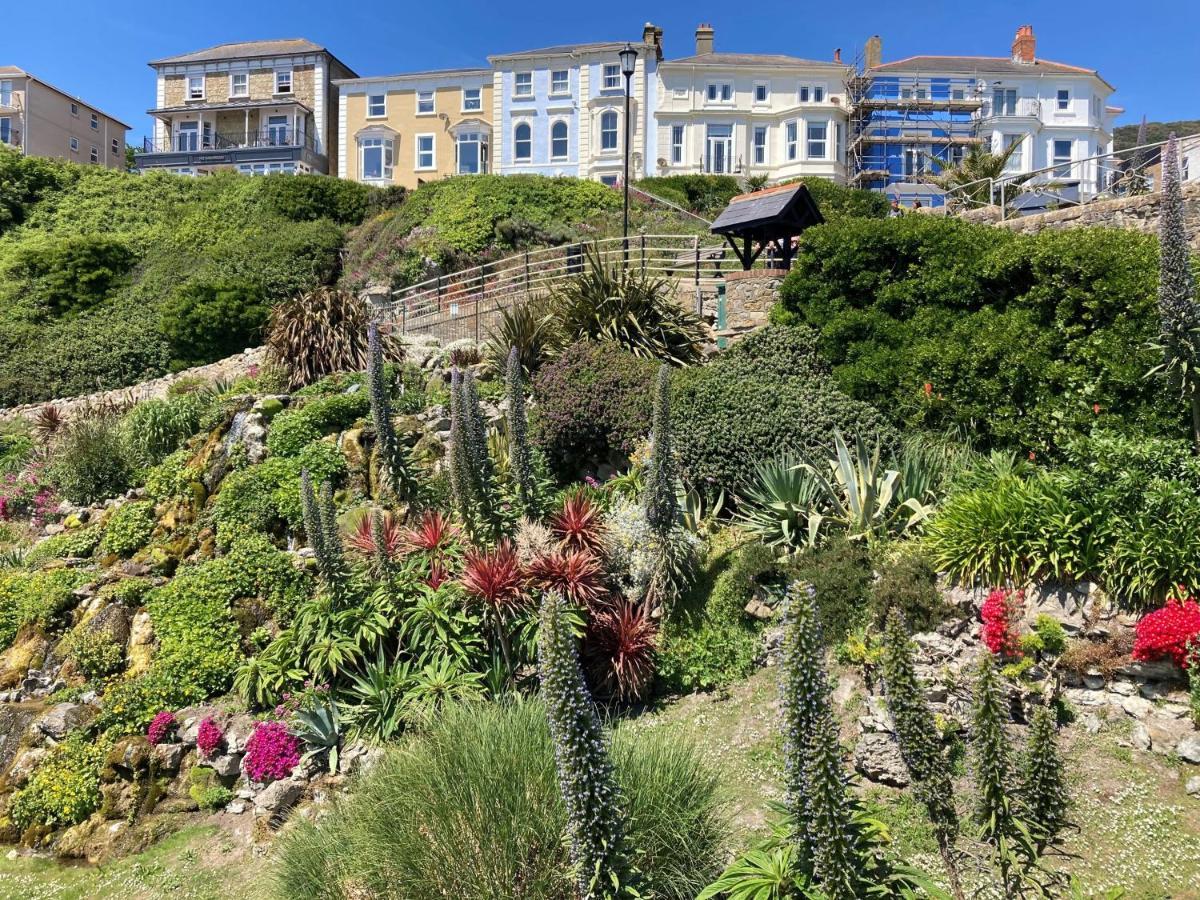 Ferienwohnung Flat 2, 1 Alexandra Gardens Ventnor Exterior foto